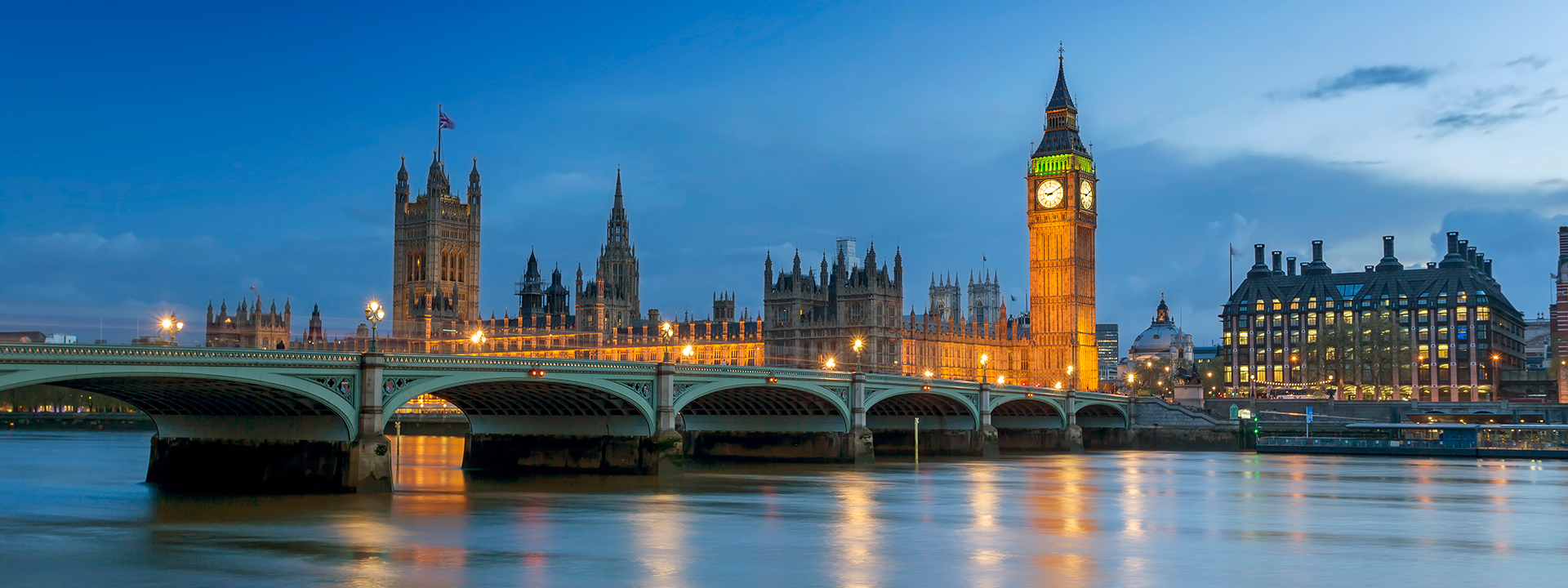 Global Reach - Londons's Westminster Bridge and Big Ben